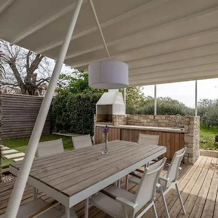 Sad - Prelijepa Kuca U Srcu Medulina *