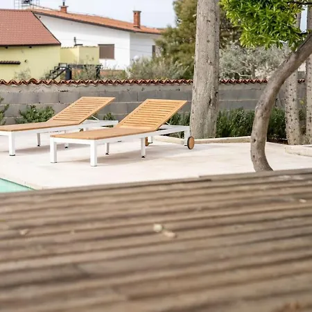 Sad - Prelijepa Kuca U Srcu Medulina *