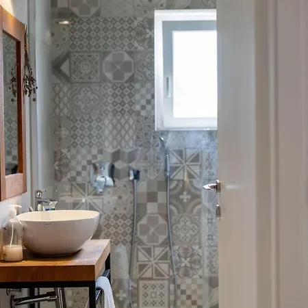 Sad - Prelijepa Kuca U Srcu Medulina *