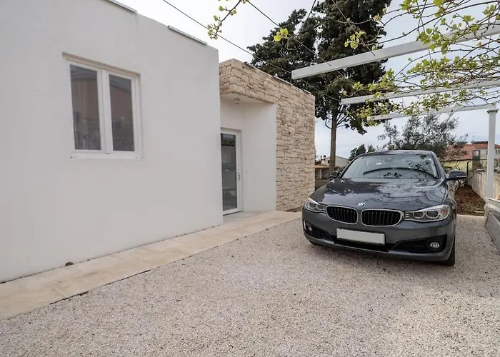 Sad - Prelijepa Kuca U Srcu Medulina Vikendica Medulin