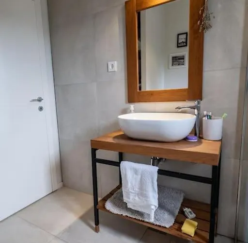 Sad - Prelijepa Kuca U Srcu Medulina * Medulin